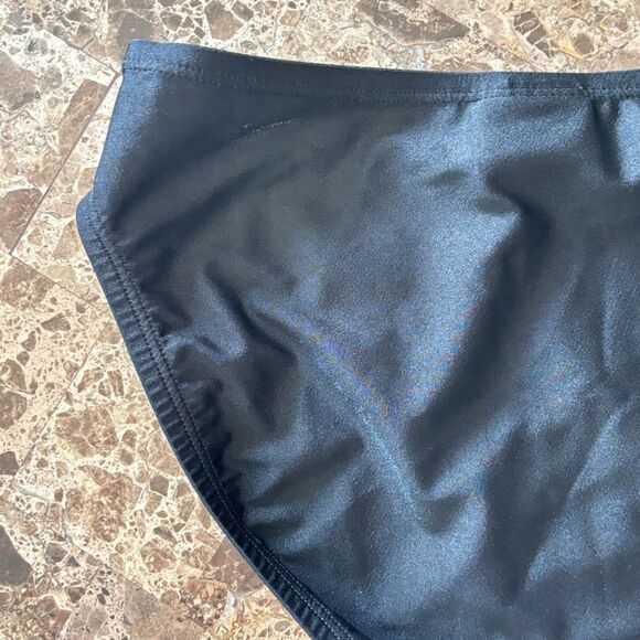 Speedo | Women's Black Bikini Swimsuit Bottom
Swim Bathing Suit - Picture 6 of 14